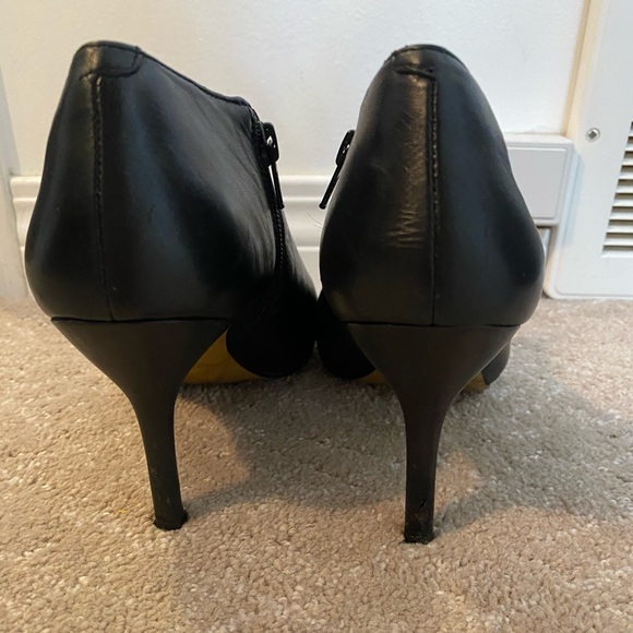 Nine West black booties - Picture 7 of 11